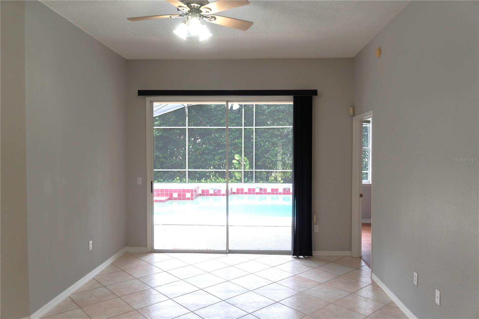 CARRINGTON PARK/HETHROW - Residential