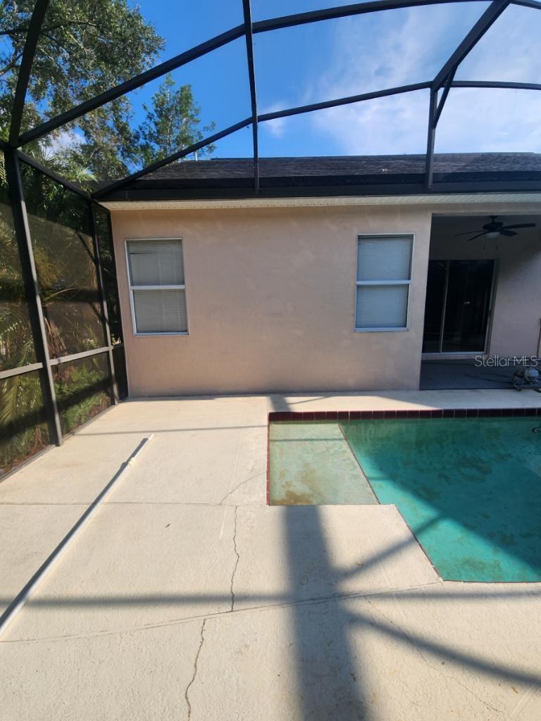 CARRINGTON PARK/HETHROW - Residential