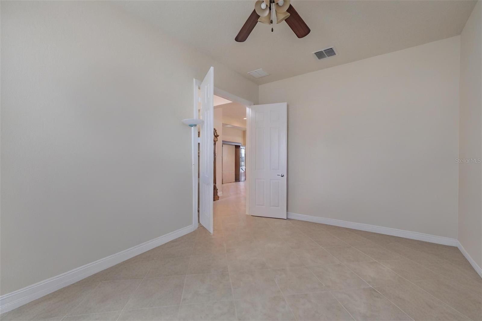 VALENCIA LAKES TR J PH 1 - Residential