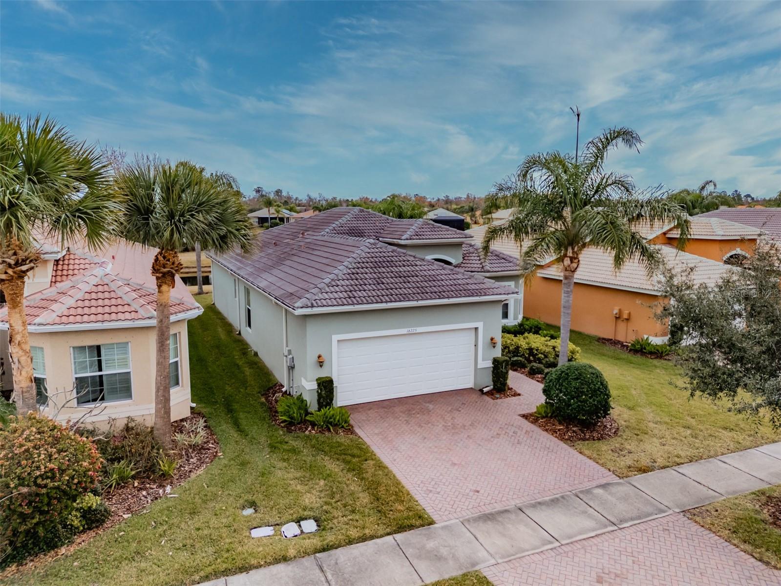 VALENCIA LAKES TR J PH 1 - Residential