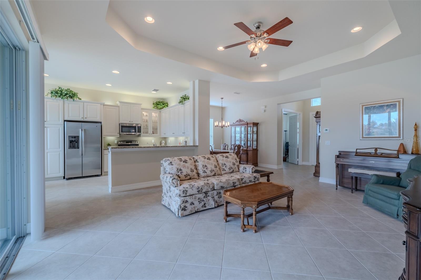 VALENCIA LAKES TR J PH 1 - Residential