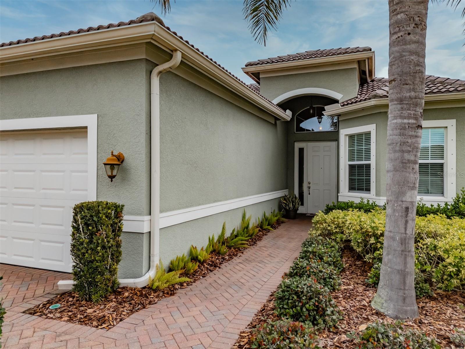 VALENCIA LAKES TR J PH 1 - Residential