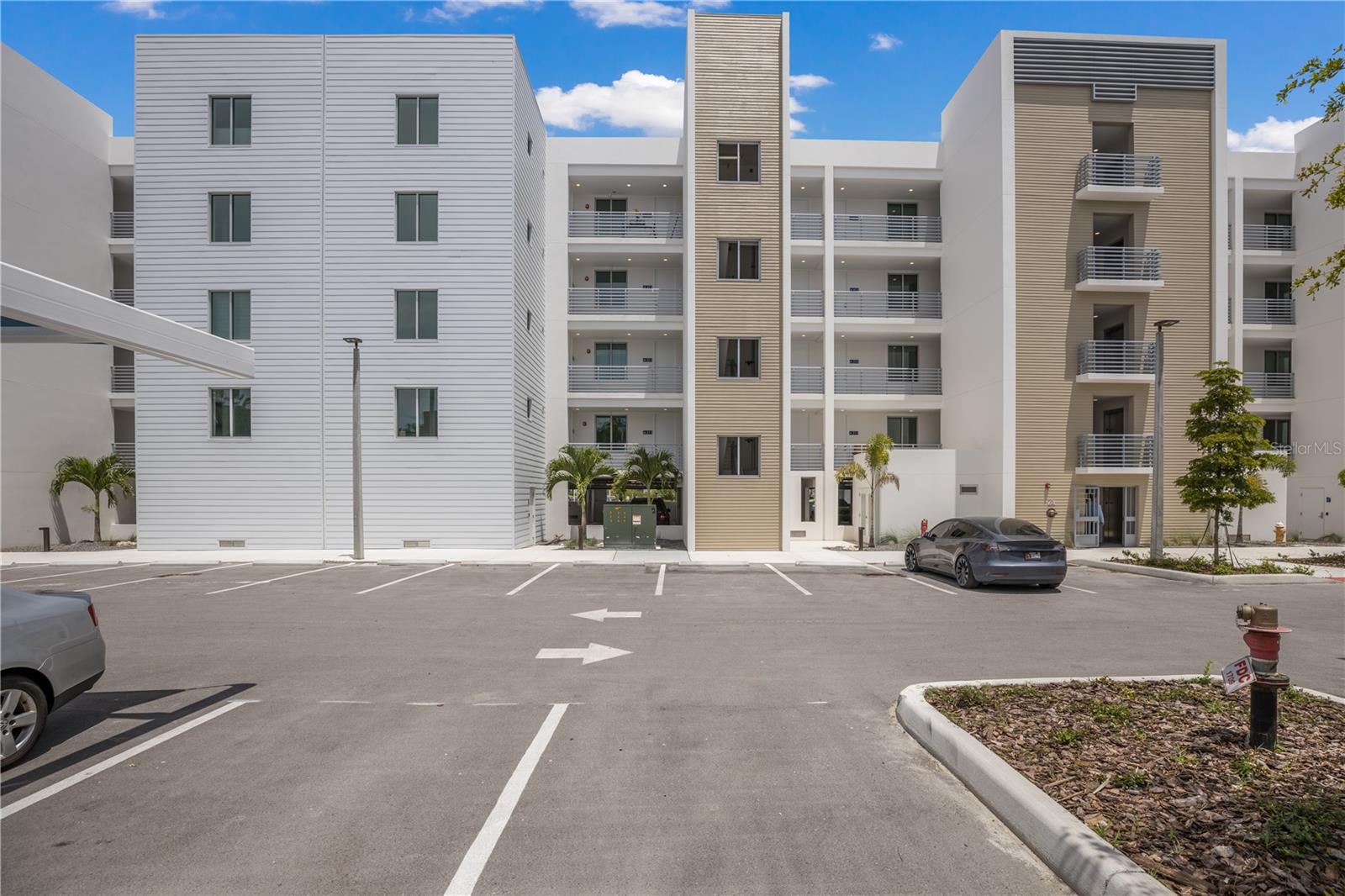 1703 N TAMIAMI TRAIL 210