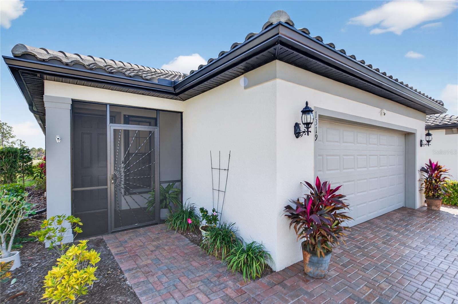 1319 RASPBERRY DRIVE