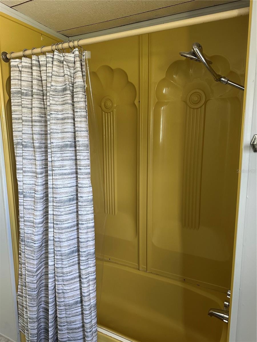 TIDEVUE ESTATES FIRST ADD - Residential