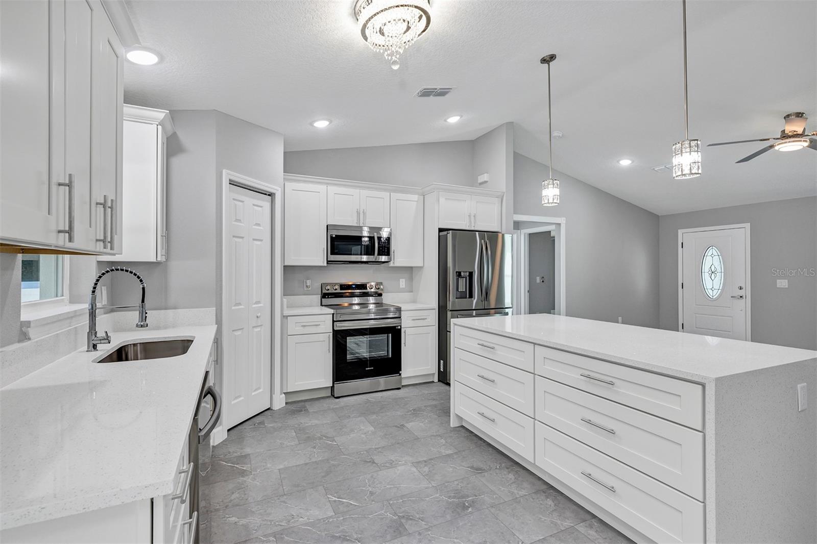 BELLEVIEW HEIGHTS ESTS (DIRT) - Residential