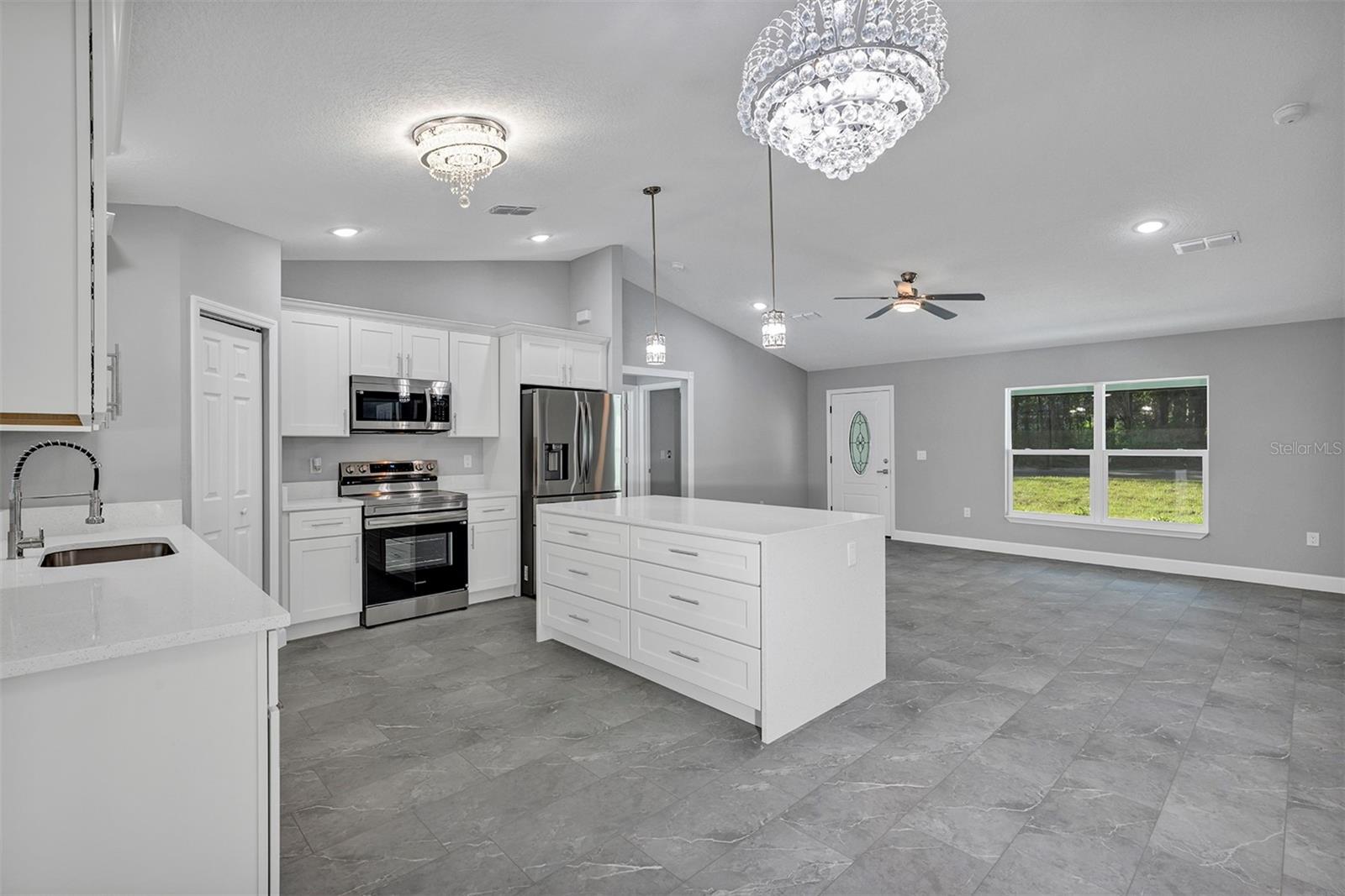 BELLEVIEW HEIGHTS ESTS (DIRT) - Residential