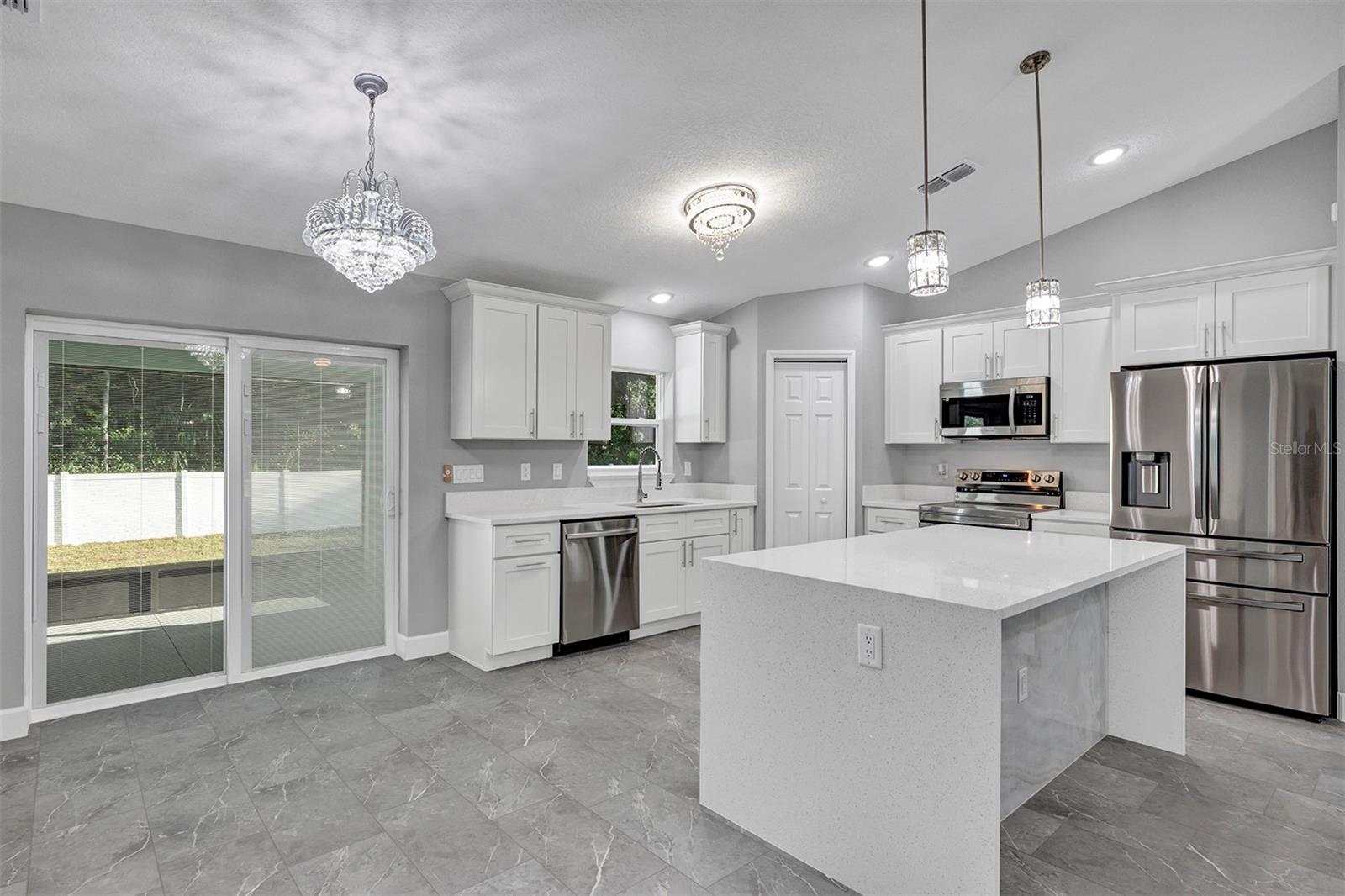 BELLEVIEW HEIGHTS ESTS (DIRT) - Residential