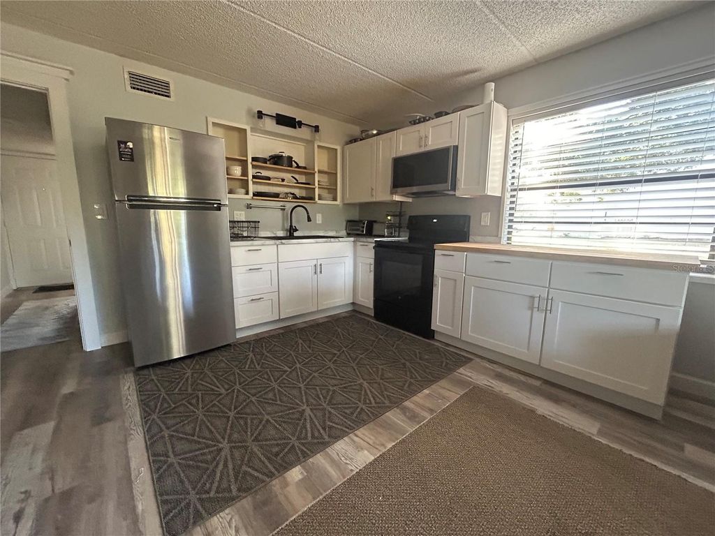 Photo of 2275 62nd Avenue N #101, St Petersburg, FL 33702 (MLS # TB8455270)