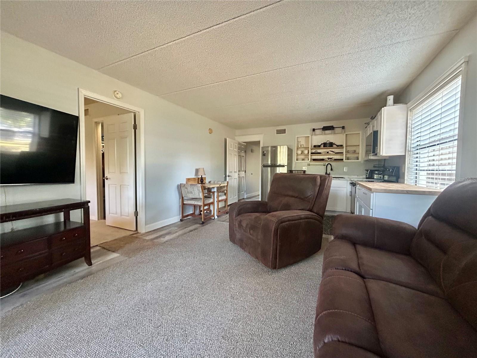 CHATEAUX VERSAILLES - Residential