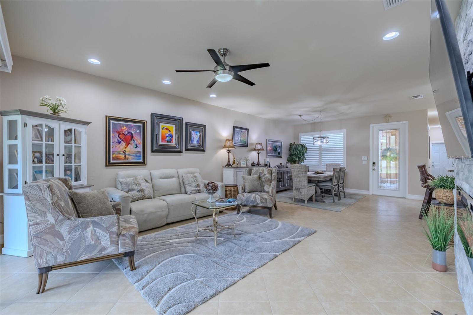 VALENCIA LAKES TR MM PH - Residential
