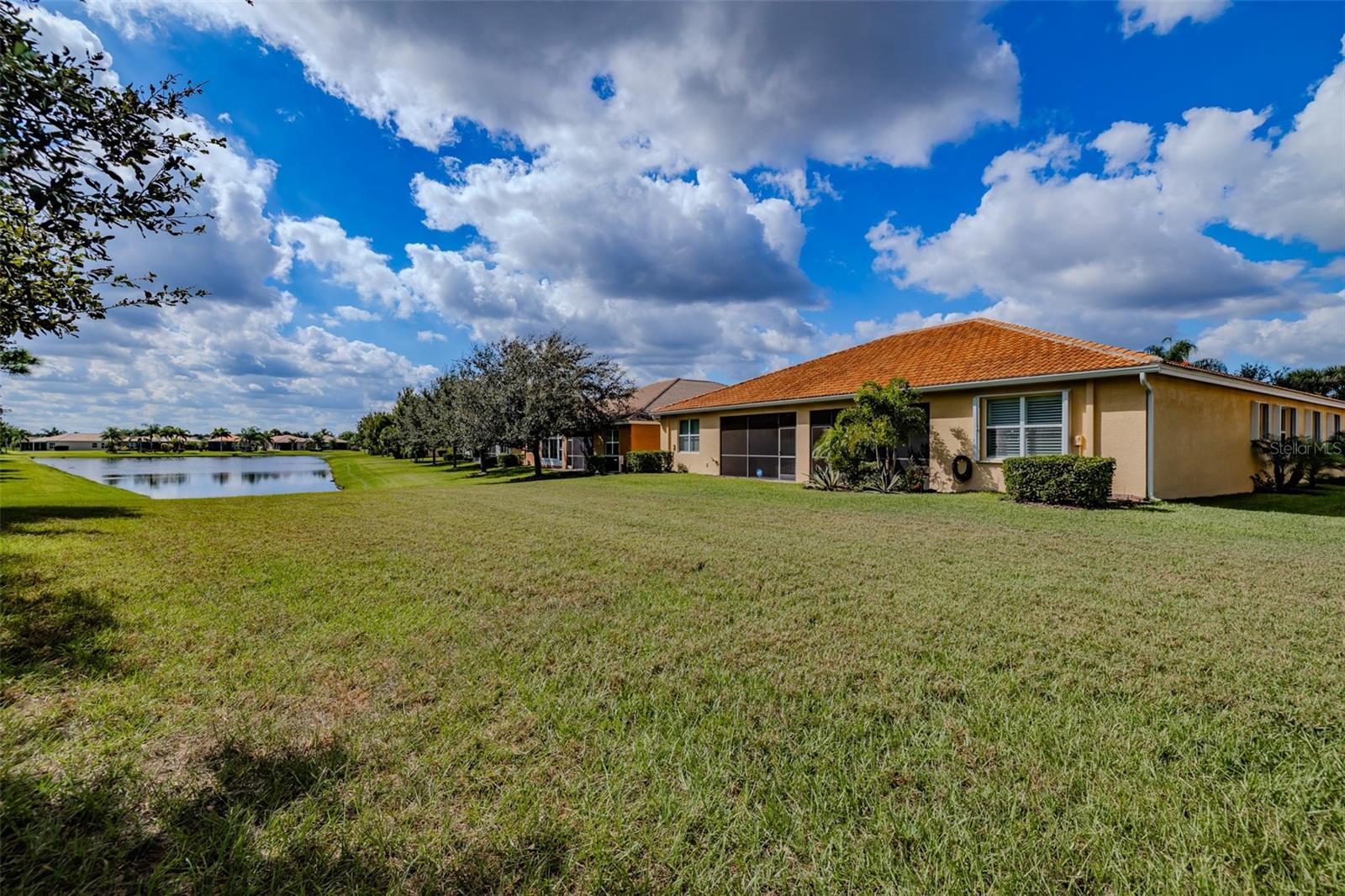 VALENCIA LAKES TR MM PH - Residential