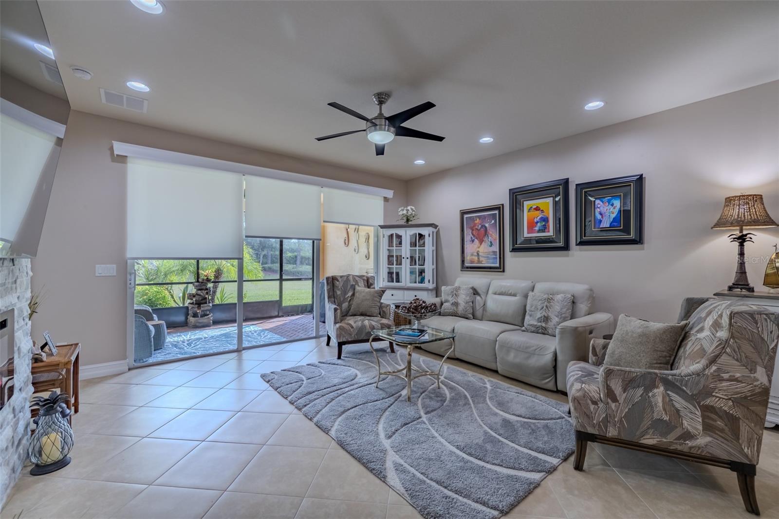 VALENCIA LAKES TR MM PH - Residential