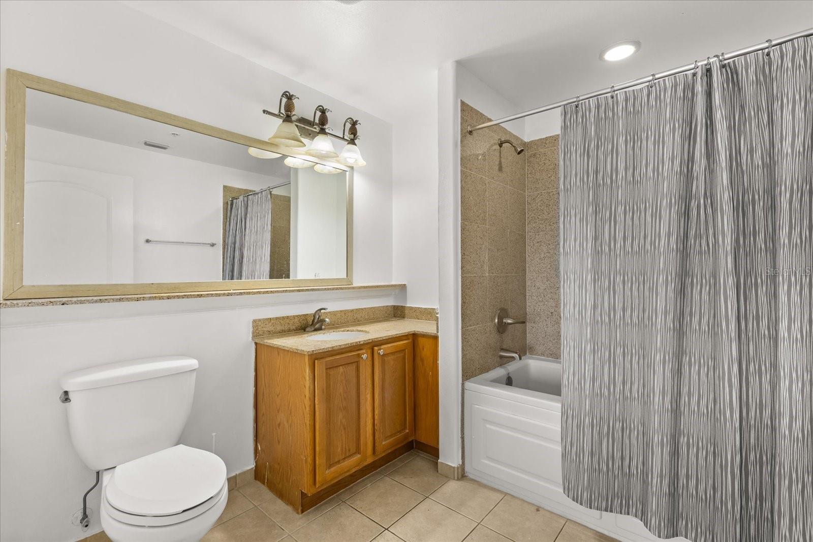 BLUE HERON BEACH RESIDENCE BLDG II - Residential