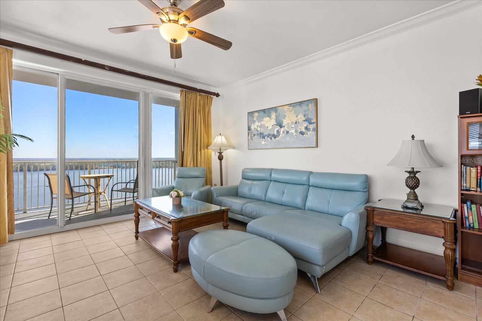 BLUE HERON BEACH RESIDENCE BLDG II - Residential