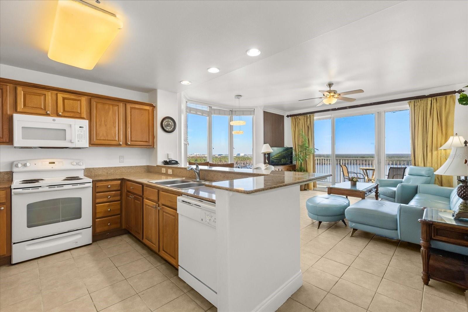 BLUE HERON BEACH RESIDENCE BLDG II - Residential