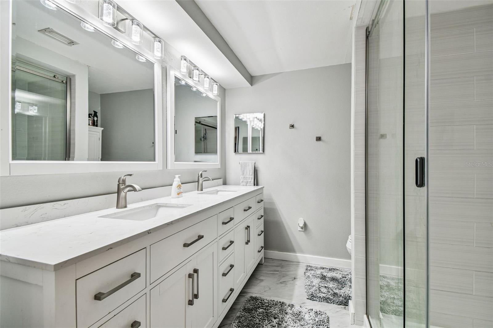 TANGELO GROVE VILLAGE - Residential