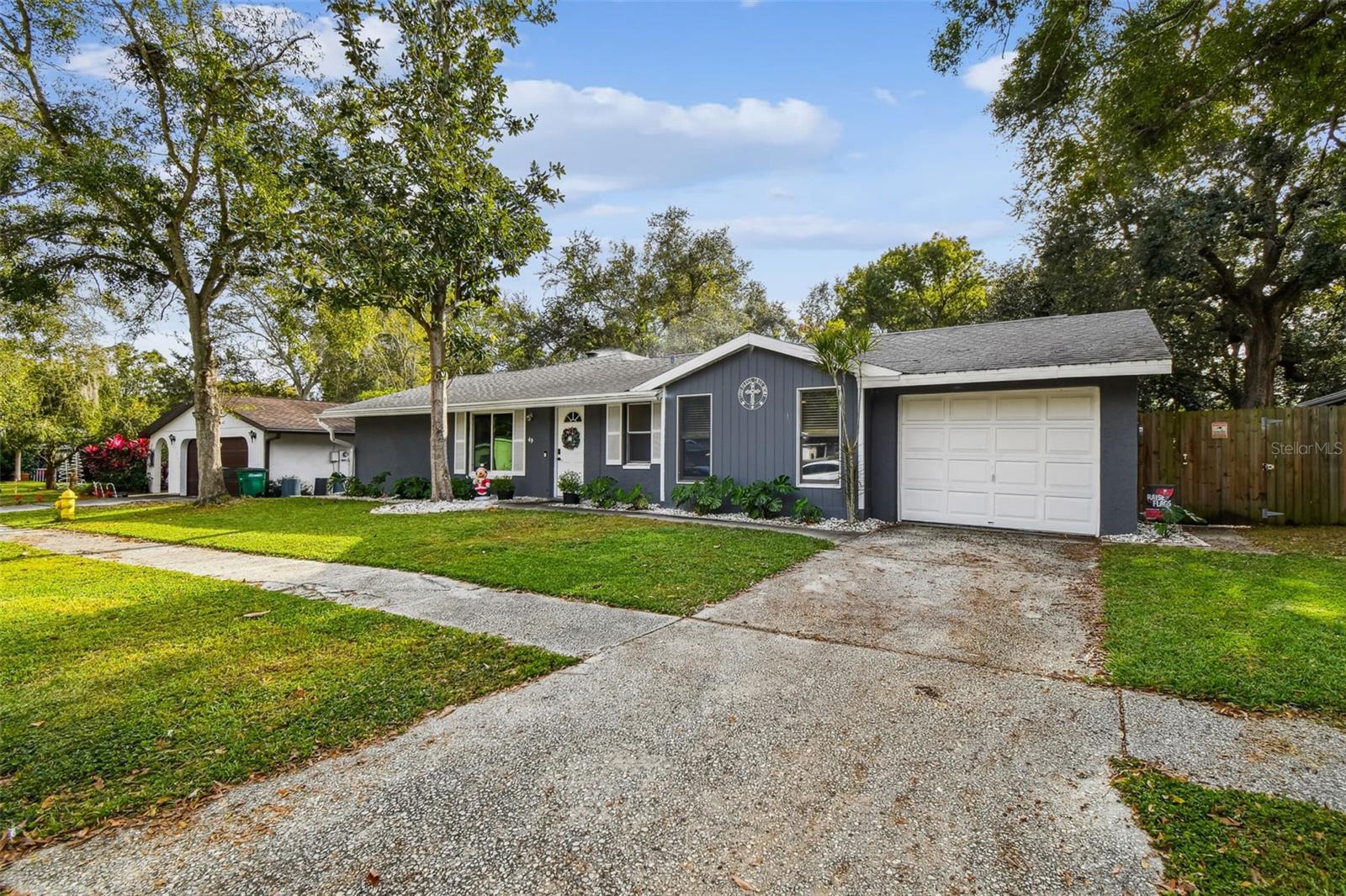 TANGELO GROVE VILLAGE - Residential