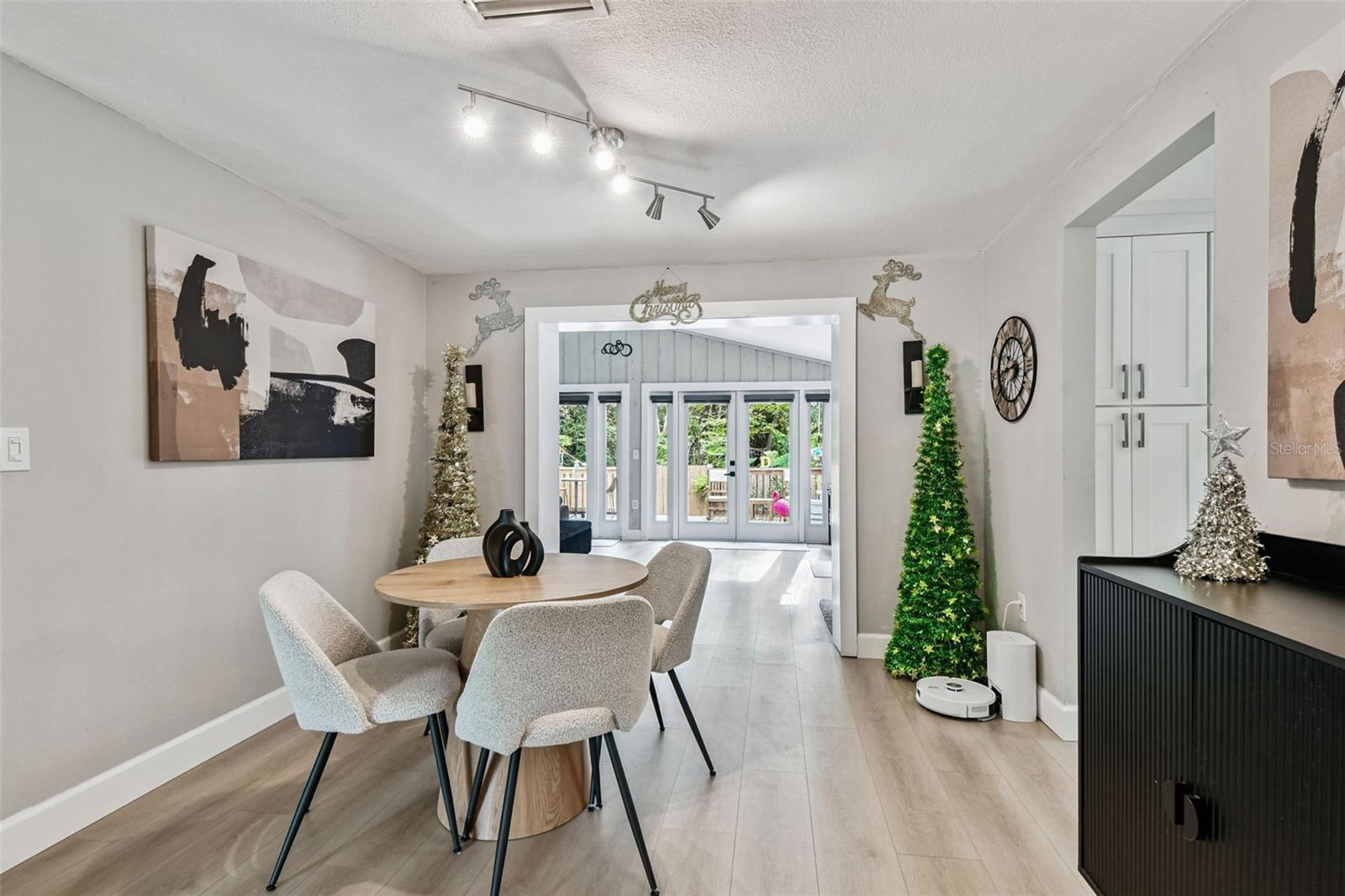 TANGELO GROVE VILLAGE - Residential