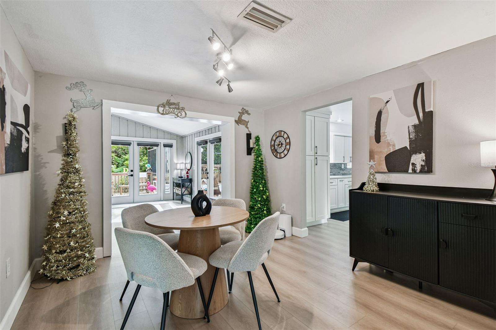 TANGELO GROVE VILLAGE - Residential