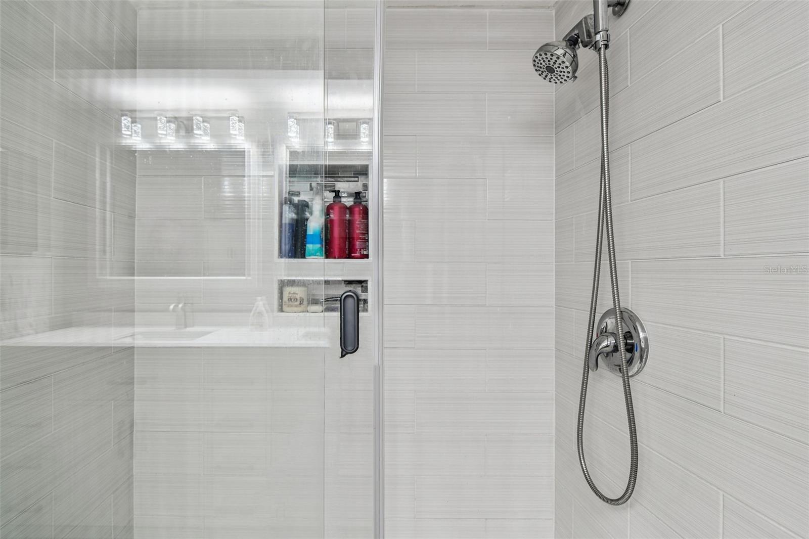 TANGELO GROVE VILLAGE - Residential