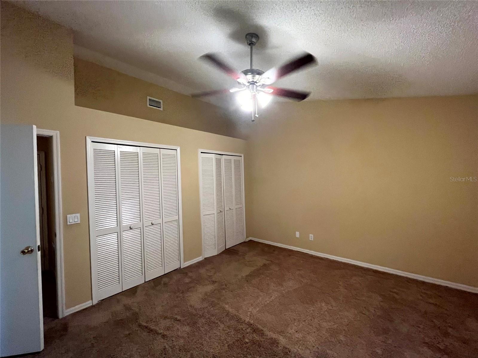 COUNTRY LANDING - Residential Lease