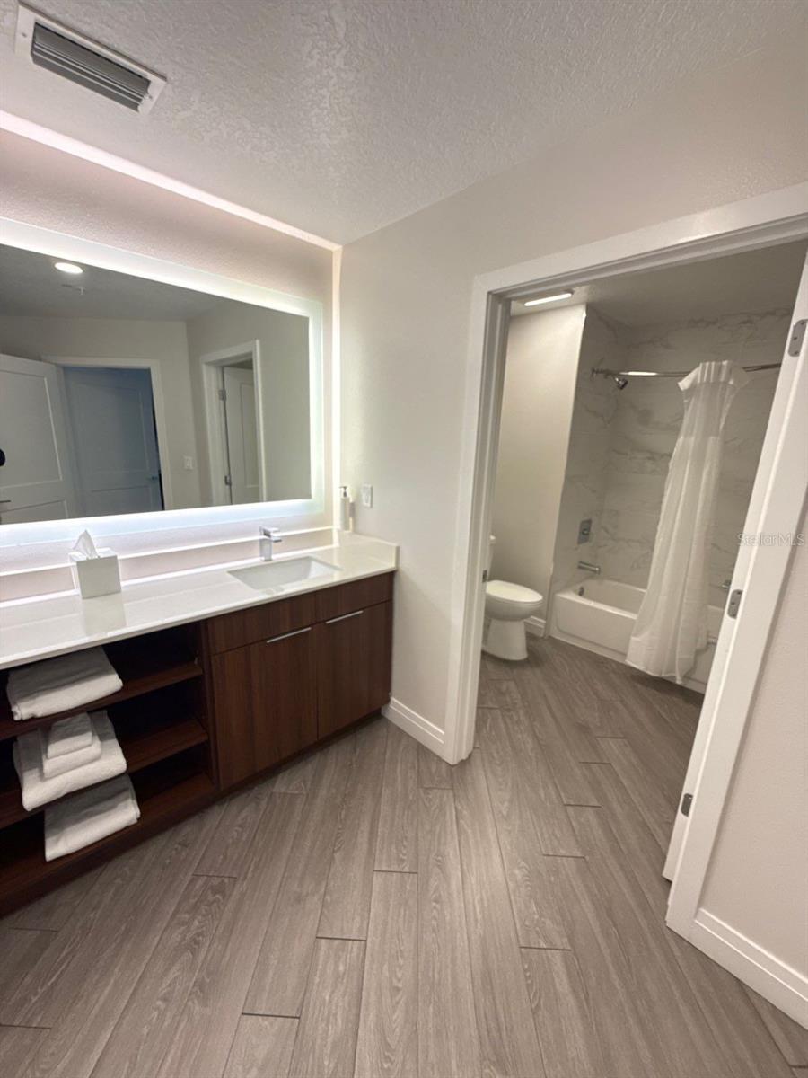 GROVE RESIDENCE & SPA HOTEL CONDO II - Residential