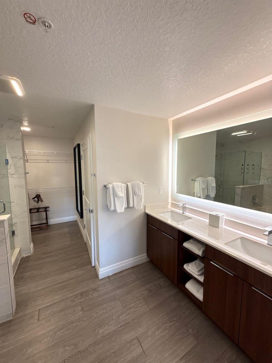 GROVE RESIDENCE & SPA HOTEL CONDO II - Residential