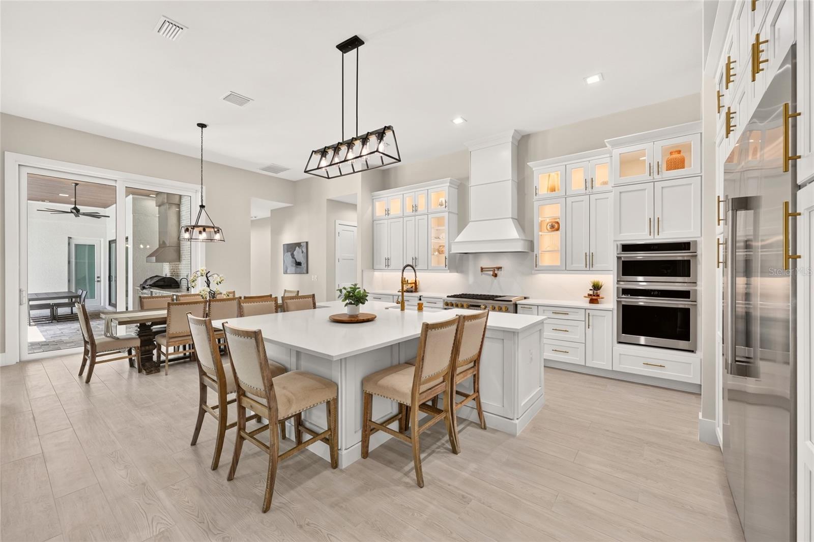 1060 SE 52ND COURT