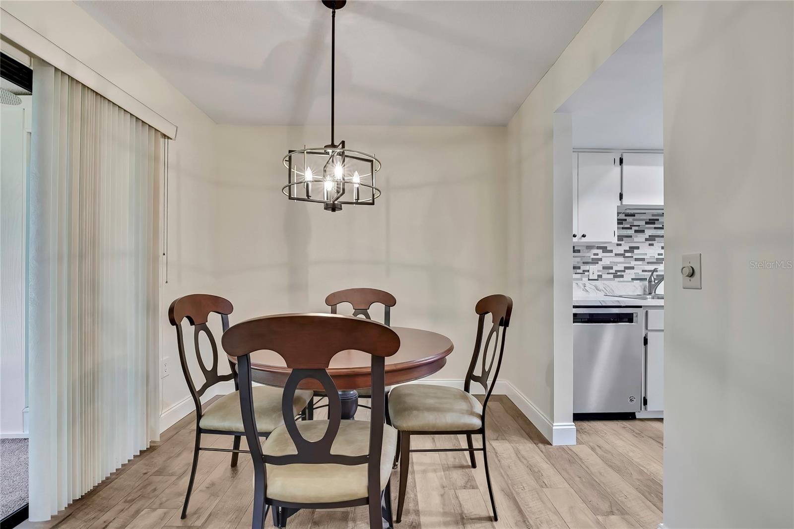 TMBR PINES PN GR VL - Residential