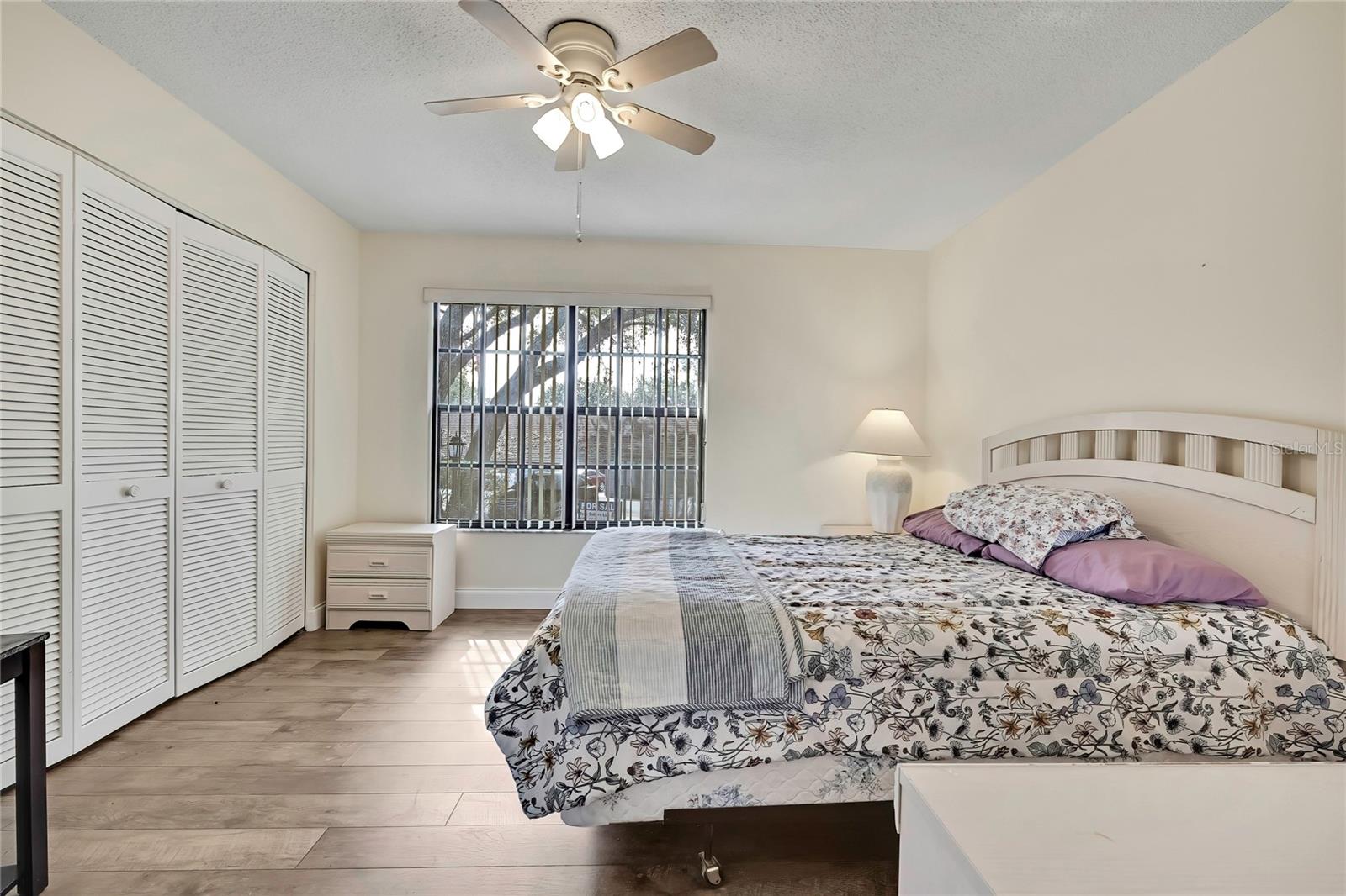 TMBR PINES PN GR VL - Residential