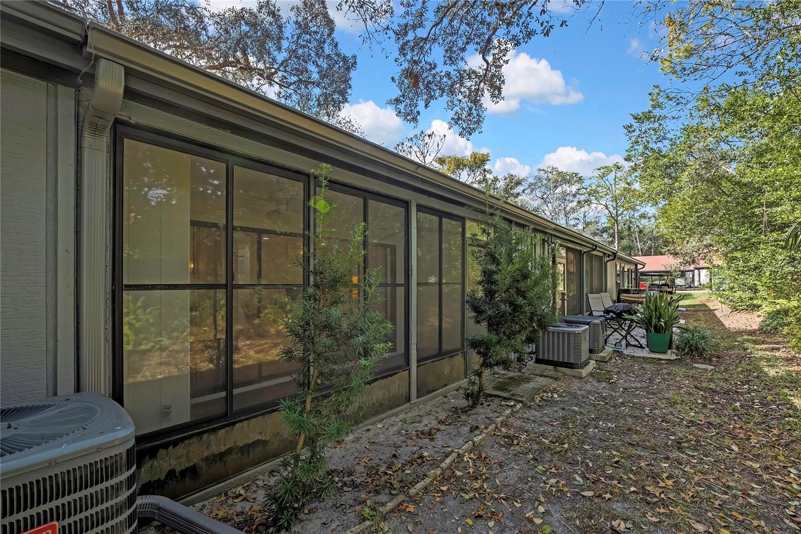 TMBR PINES PN GR VL - Residential