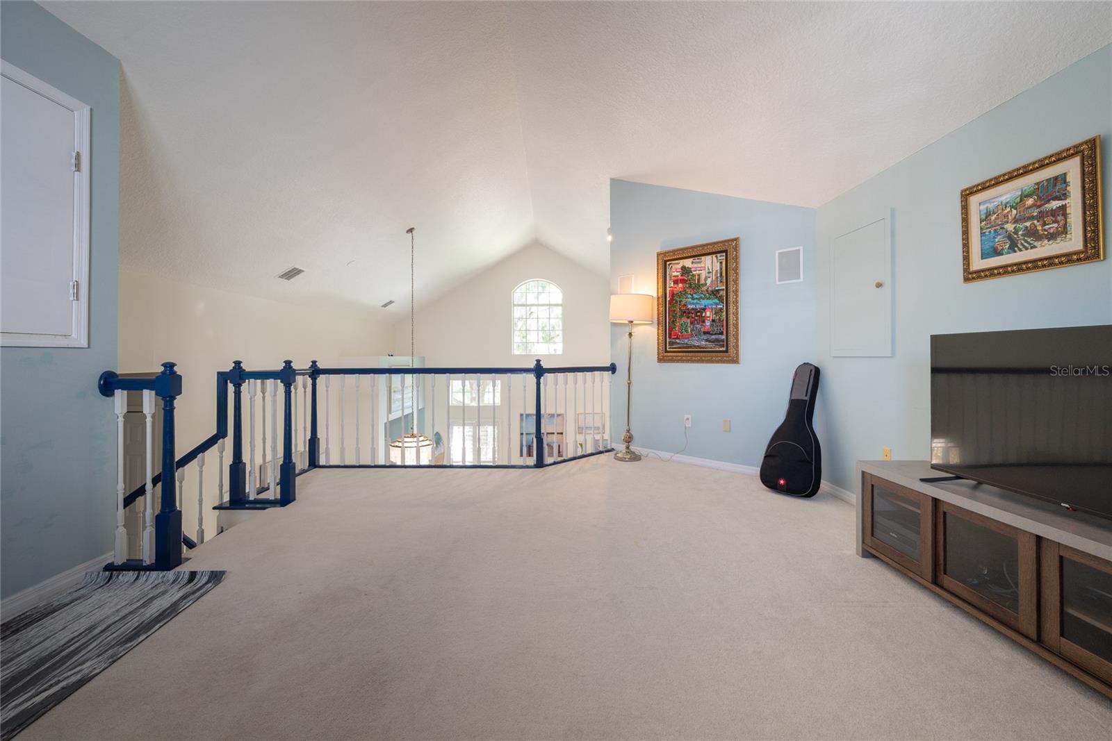 RIVER OAKS - Residential