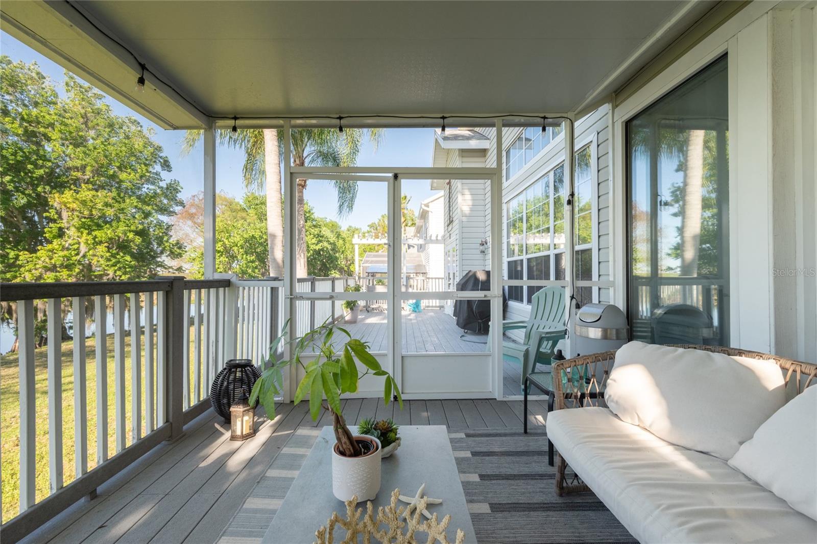 RIVER OAKS - Residential