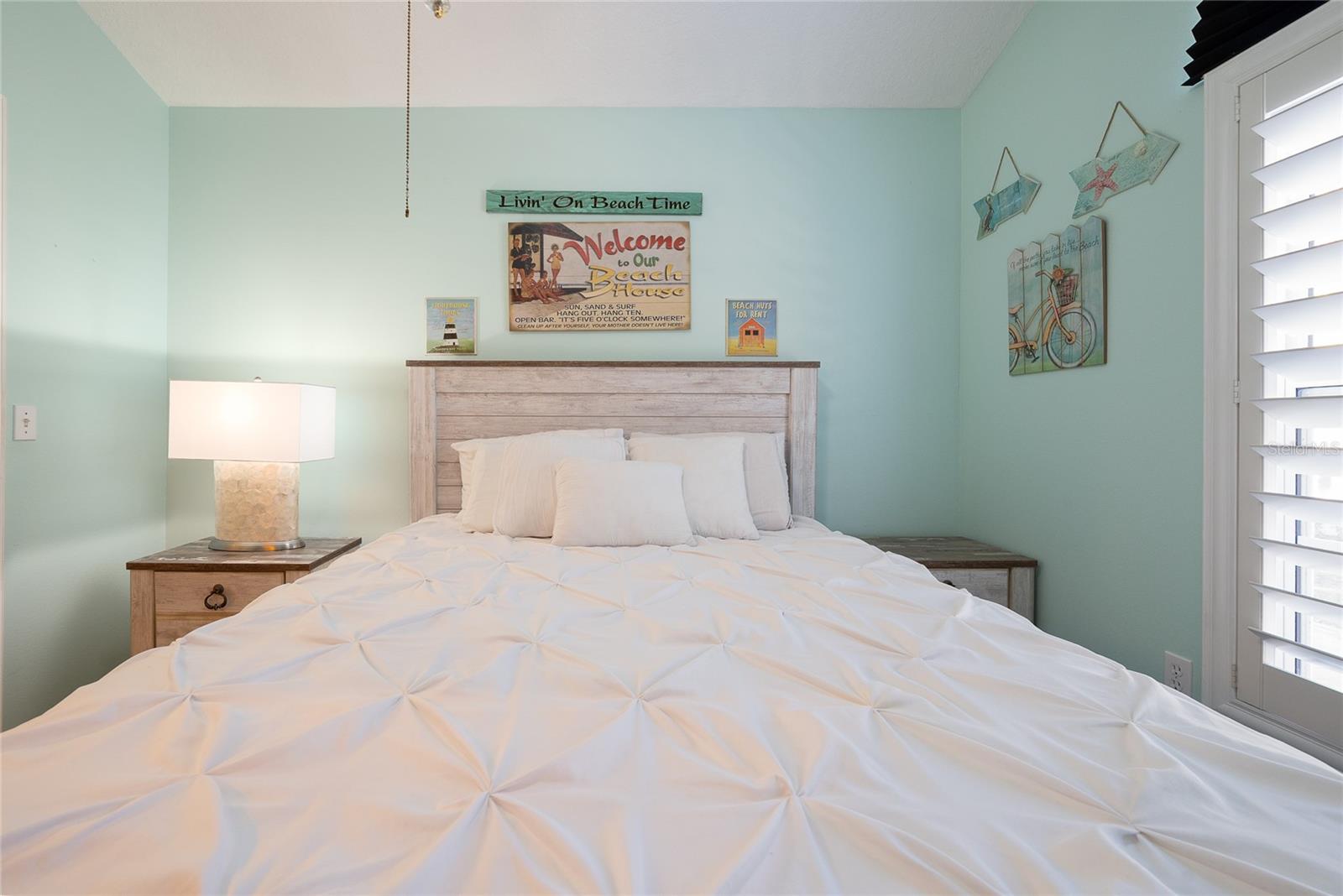 RIVER OAKS - Residential