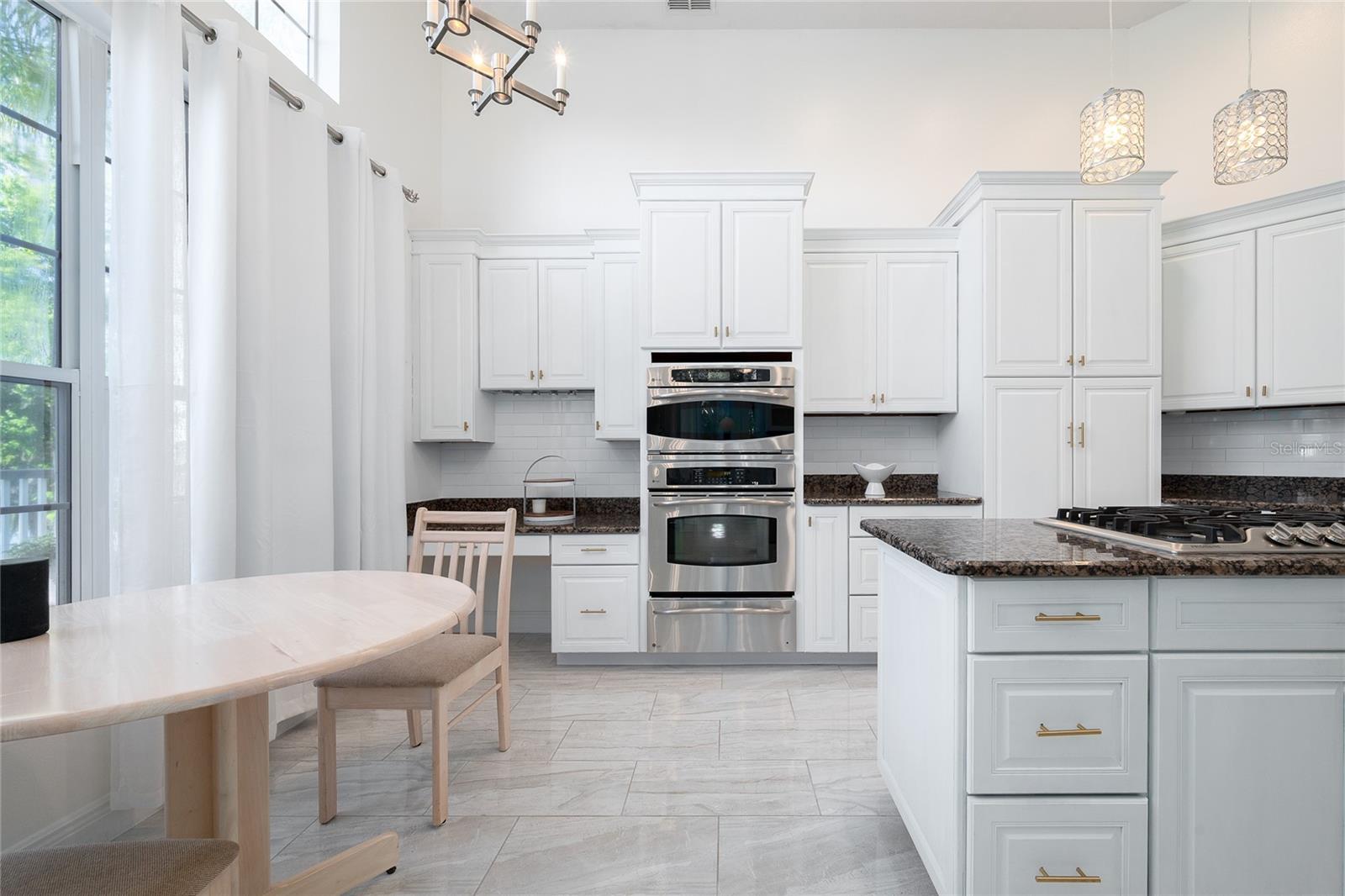 RIVER OAKS - Residential