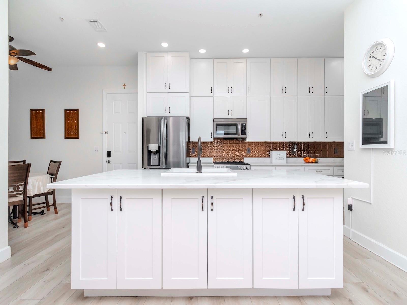 700 S HARBOUR ISLAND BOULEVARD 807