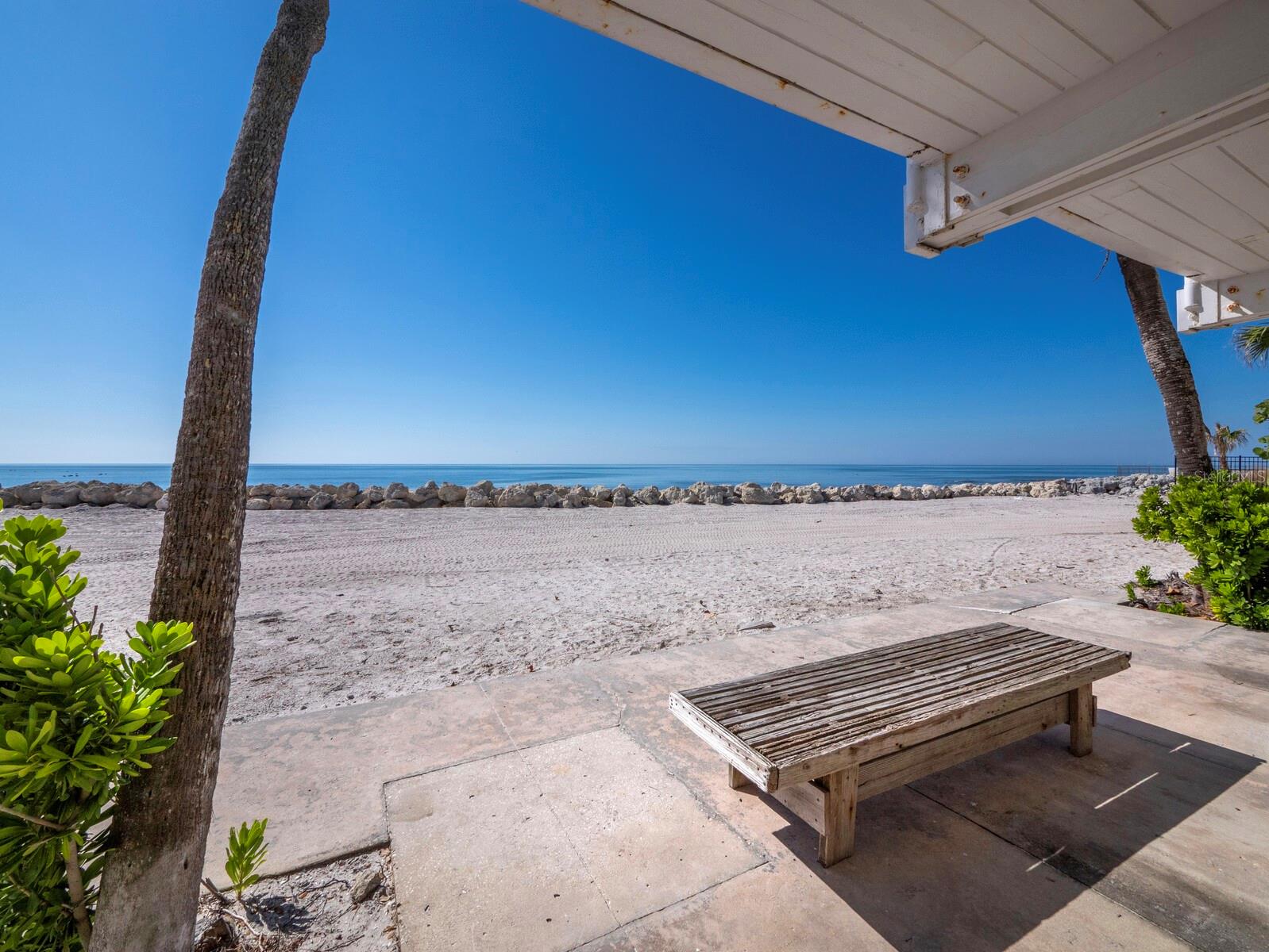 SANDERLING CLUB/SIESTA PROPERTIES INC - Land