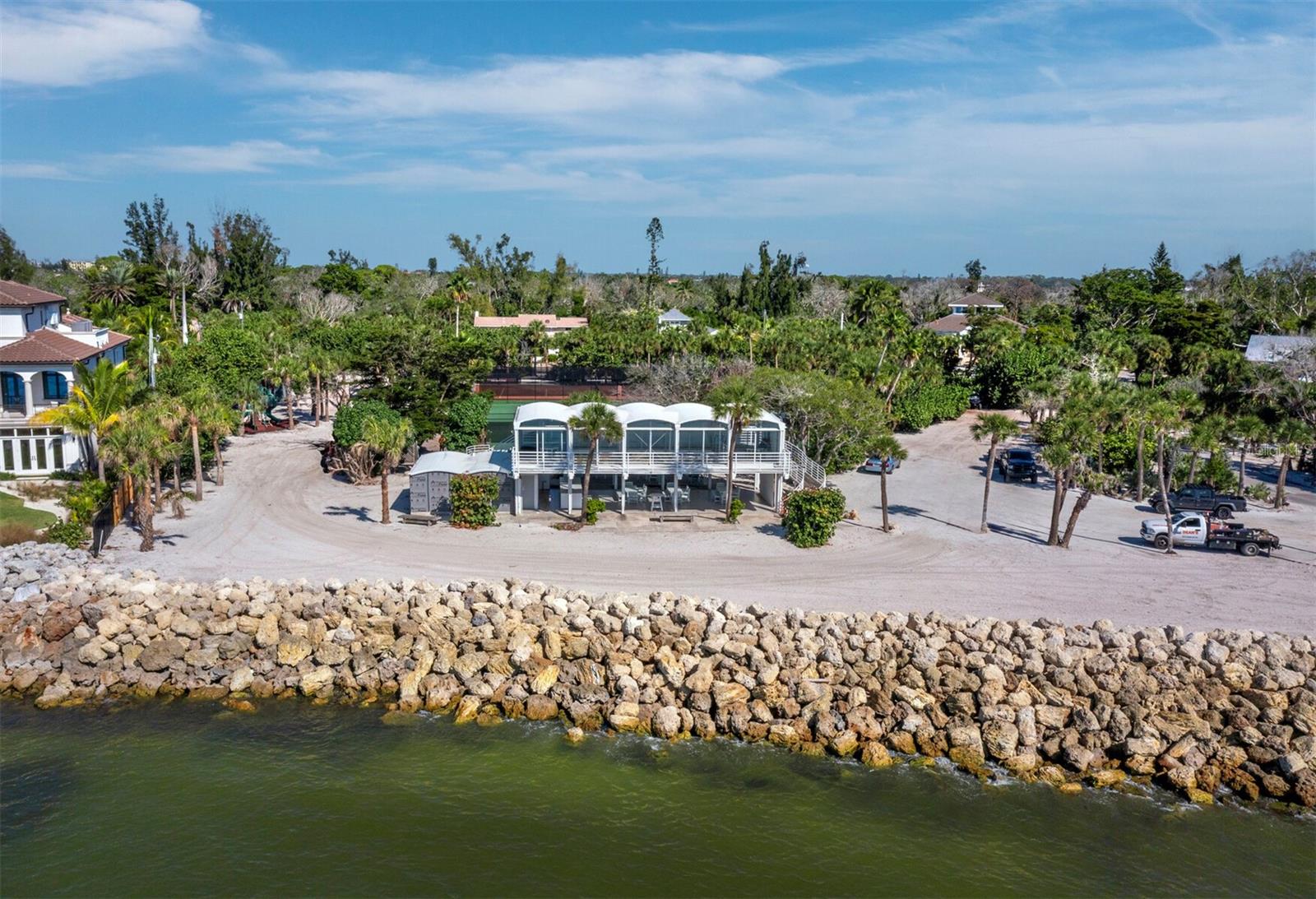 SANDERLING CLUB/SIESTA PROPERTIES INC - Land