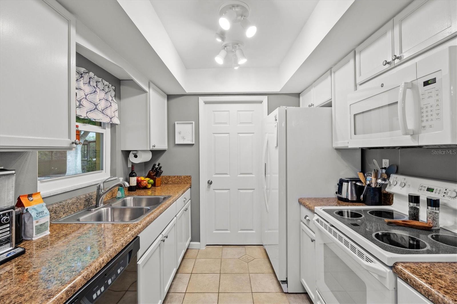 BELLEVUE TERRACE BLK C - Residential Lease