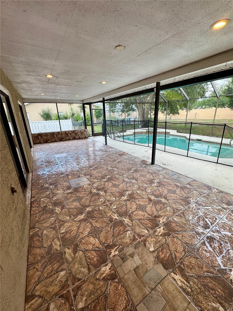 5654 MOSSBERG DRIVE