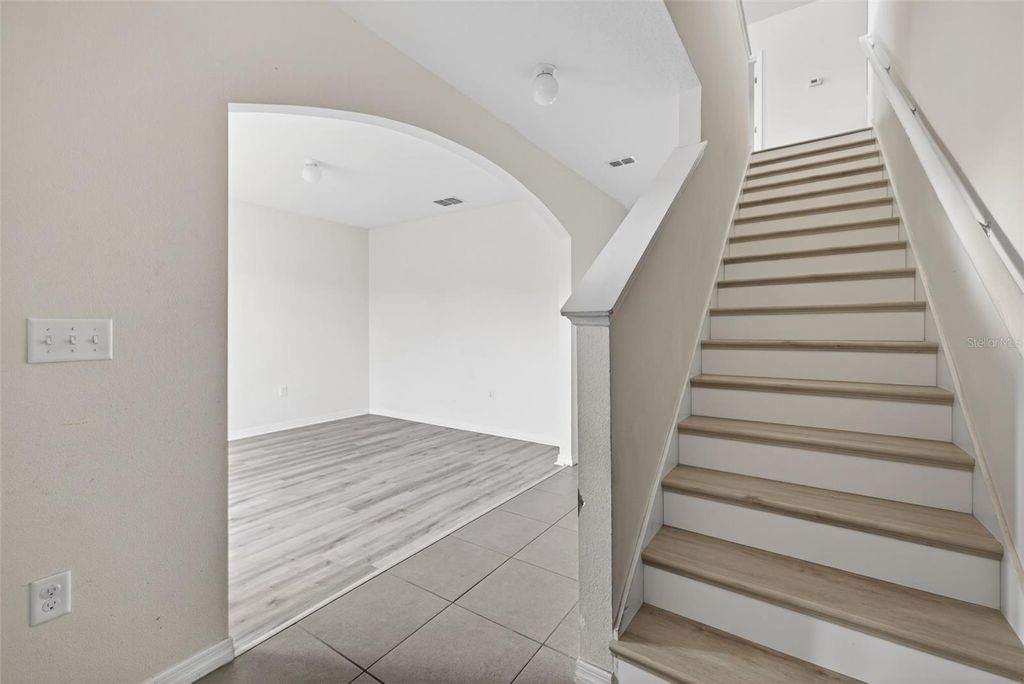 Photo of 3125 S Northview Road, Plant City, FL 33566 (MLS # TB8399084)