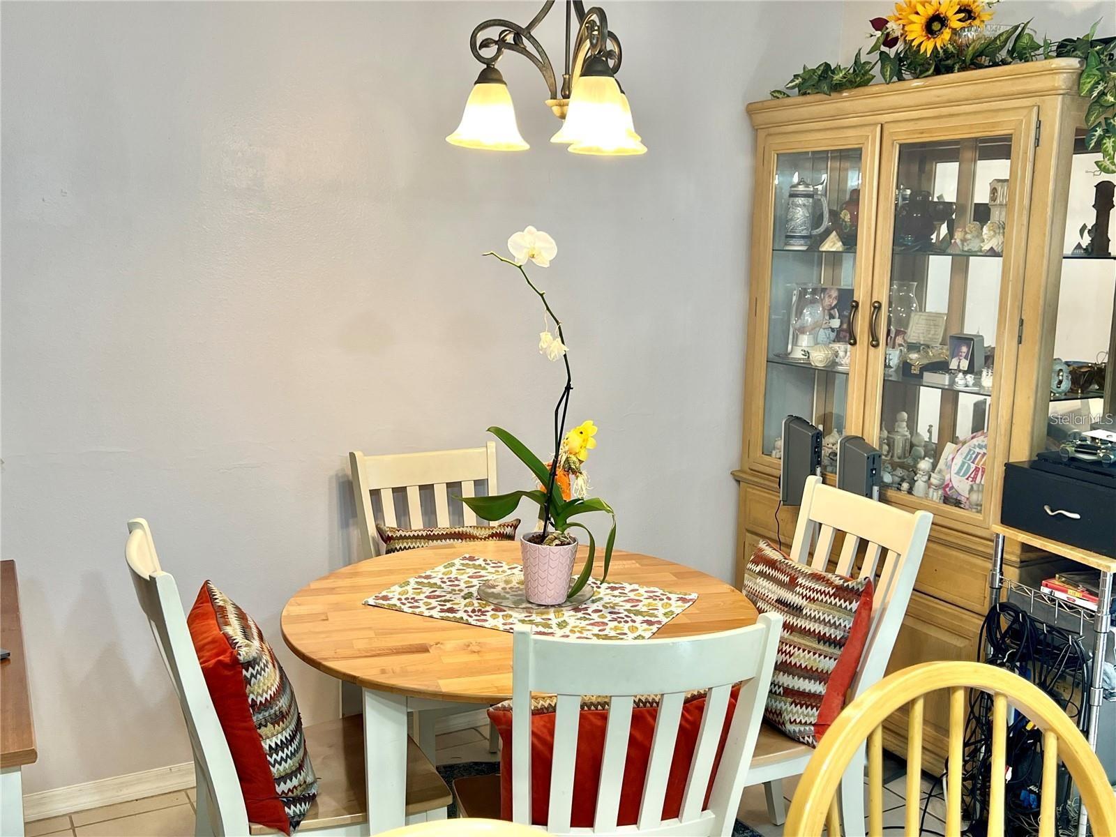 ISLANDS CURRY FORD - Residential