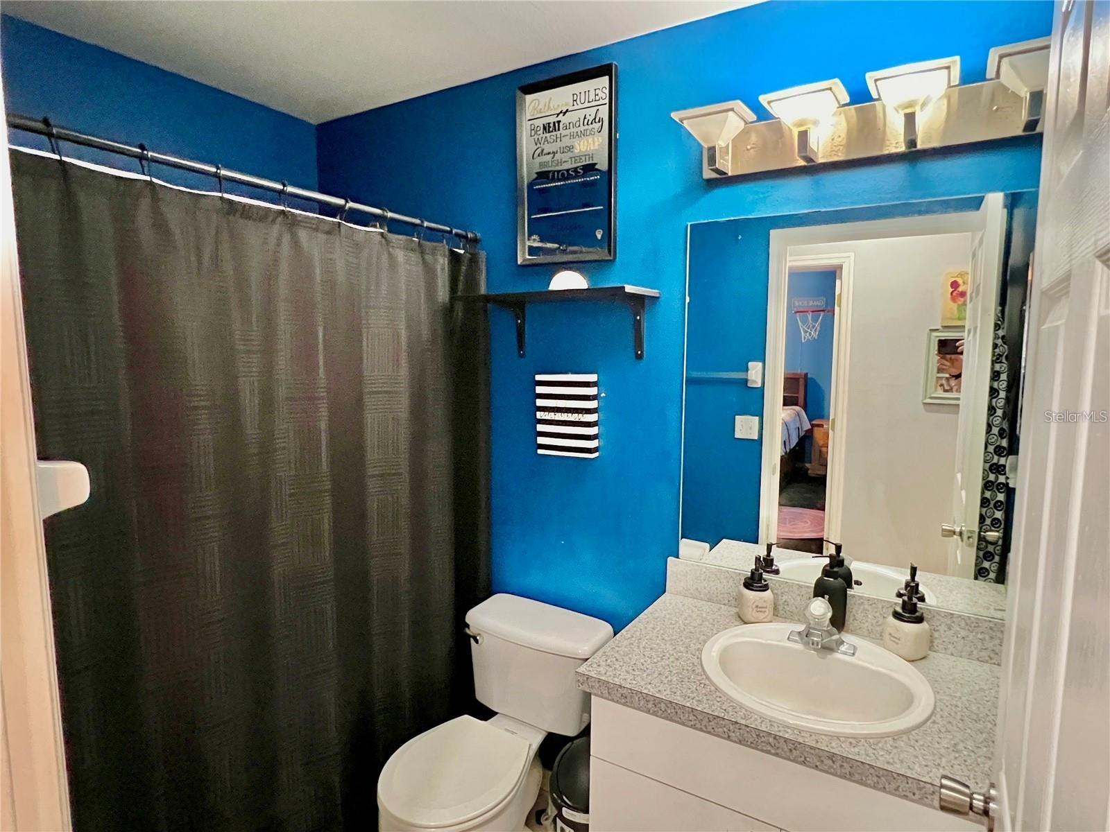 ISLANDS CURRY FORD - Residential