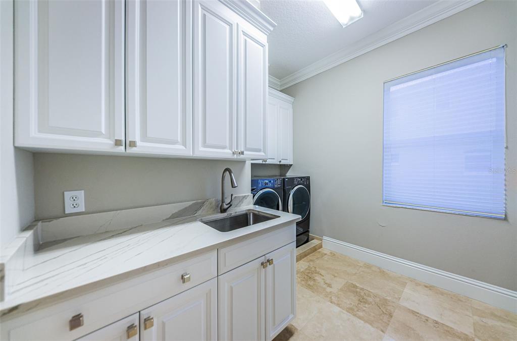 SKIMMER POINT PH III - Residential