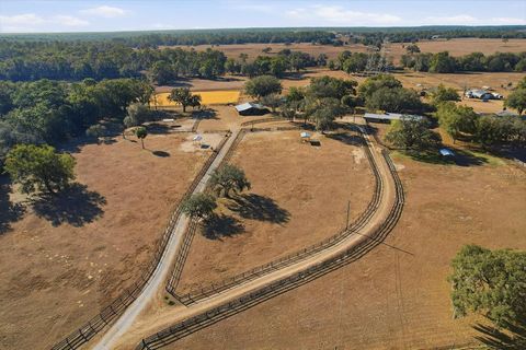 Photo of 7088 N Lecanto Highway, Hernando, FL 34442 (MLS # OM717880)