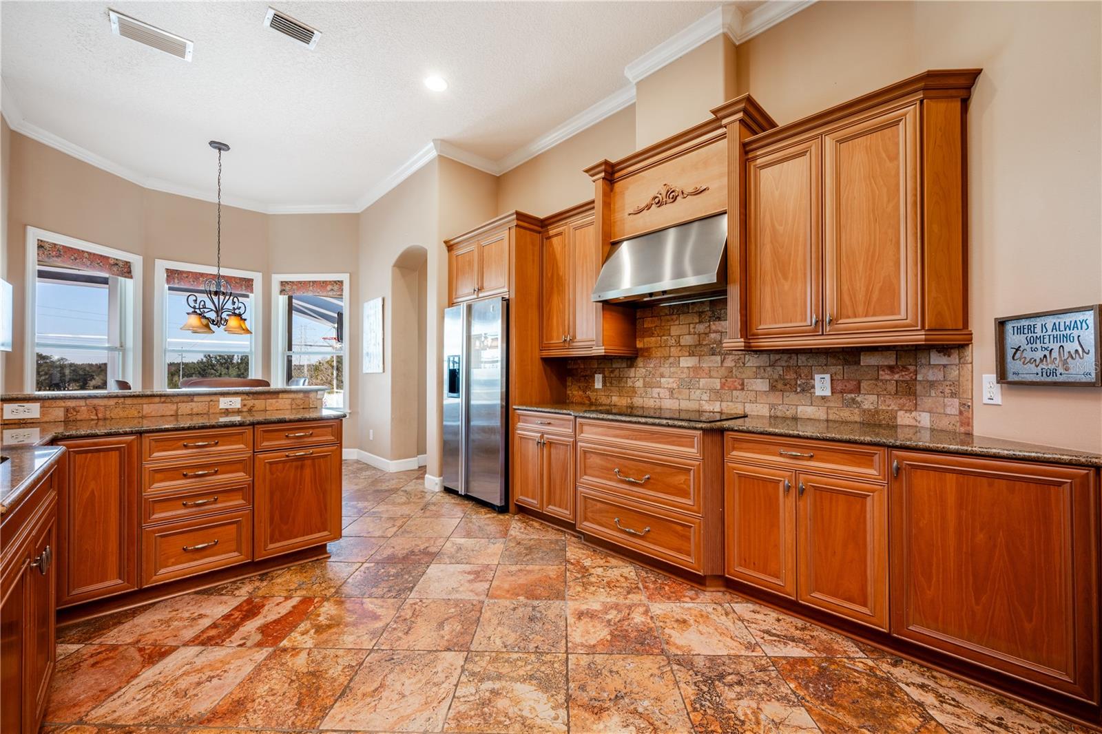 LAKE AVALON GRVS 2ND REP - Residential