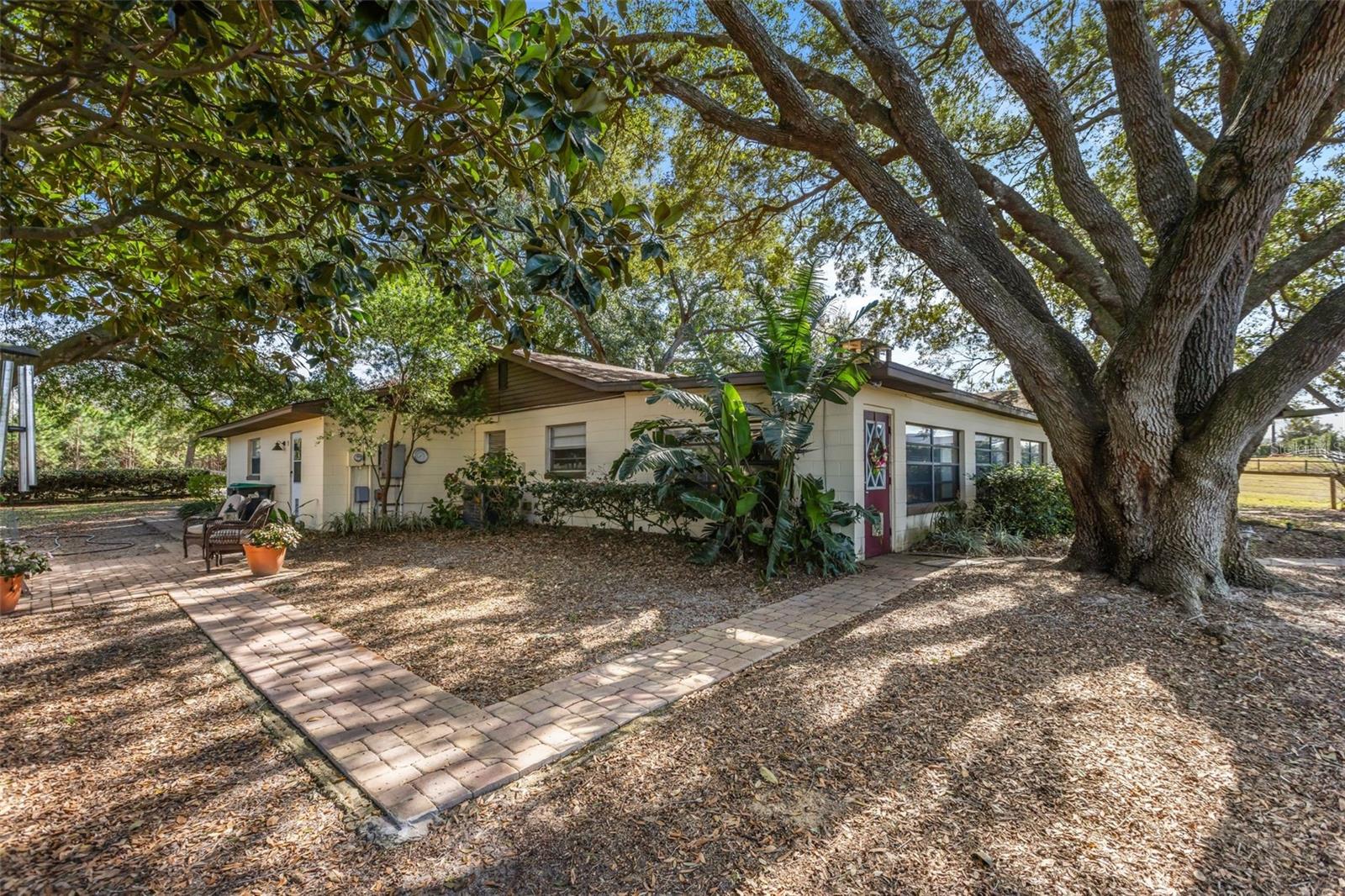 LAKE AVALON GRVS 2ND REP - Residential