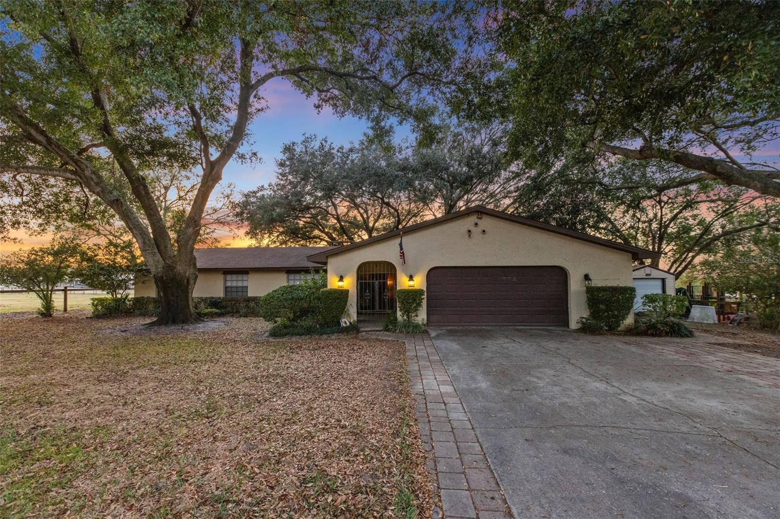 LAKE AVALON GRVS 2ND REP - Residential