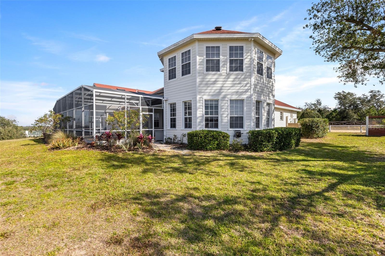 LAKE AVALON GRVS 2ND REP - Residential